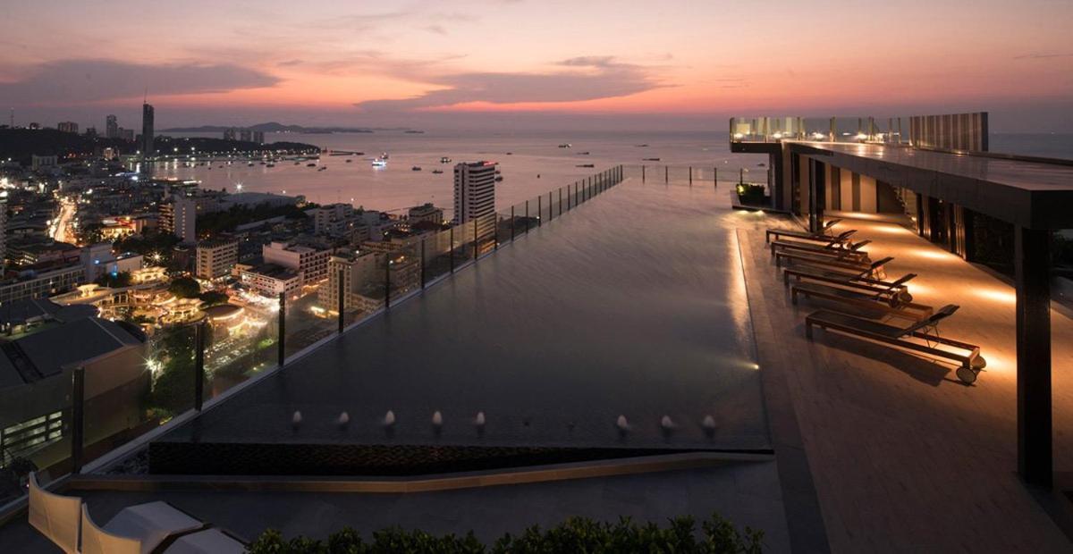 The Base Central Pattaya By Adam Extérieur photo