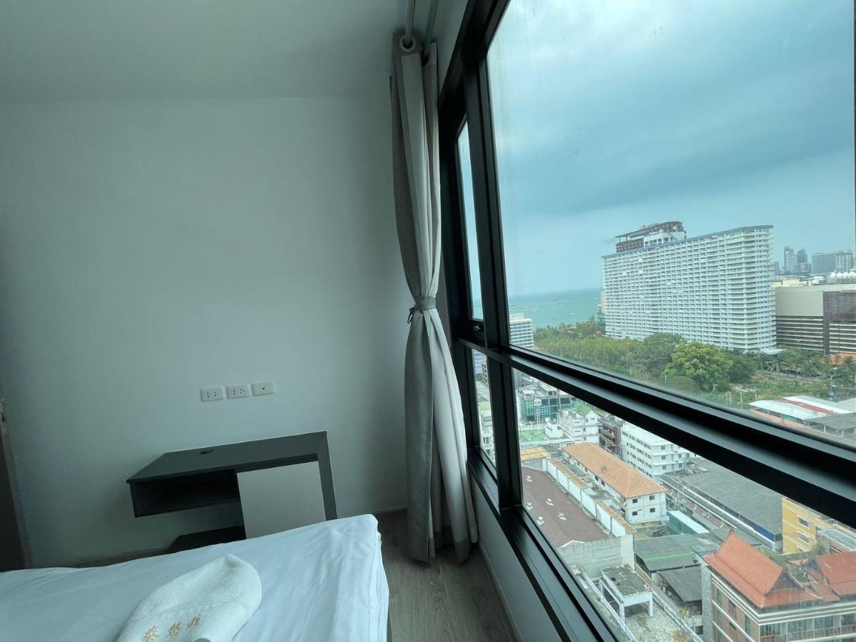 The Base Central Pattaya By Adam Extérieur photo