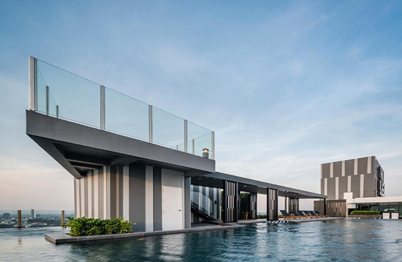 The Base Central Pattaya By Adam Extérieur photo
